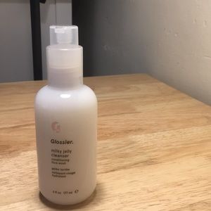 GLOSSIER milky jelly cleanser unopened